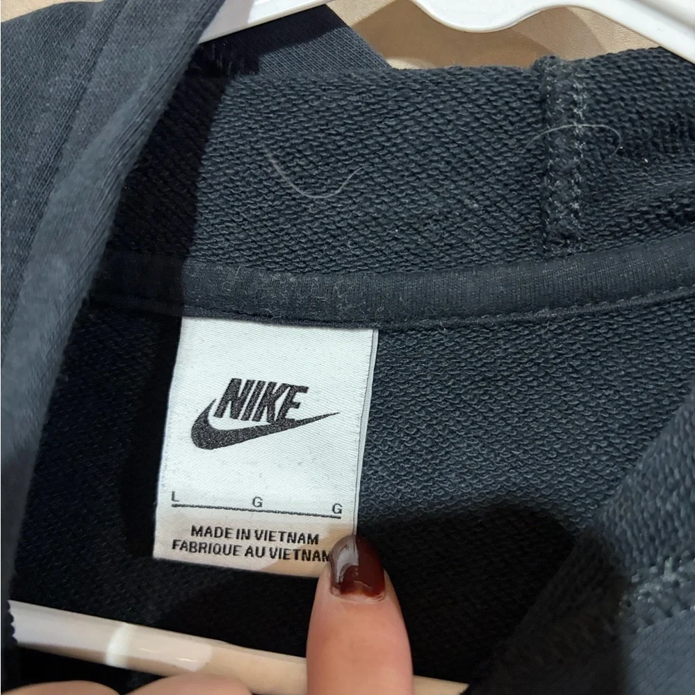 Nike sweatshirt